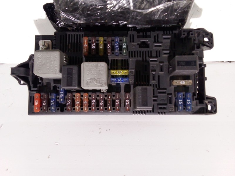 Recambio de caja reles / fusibles para mercedes-benz clase e (w211) berlina referencia OEM IAM 2115453901  
