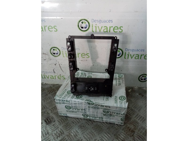 Recambio de mando elevalunas delantero izquierdo para  referencia OEM IAM A1638205010  