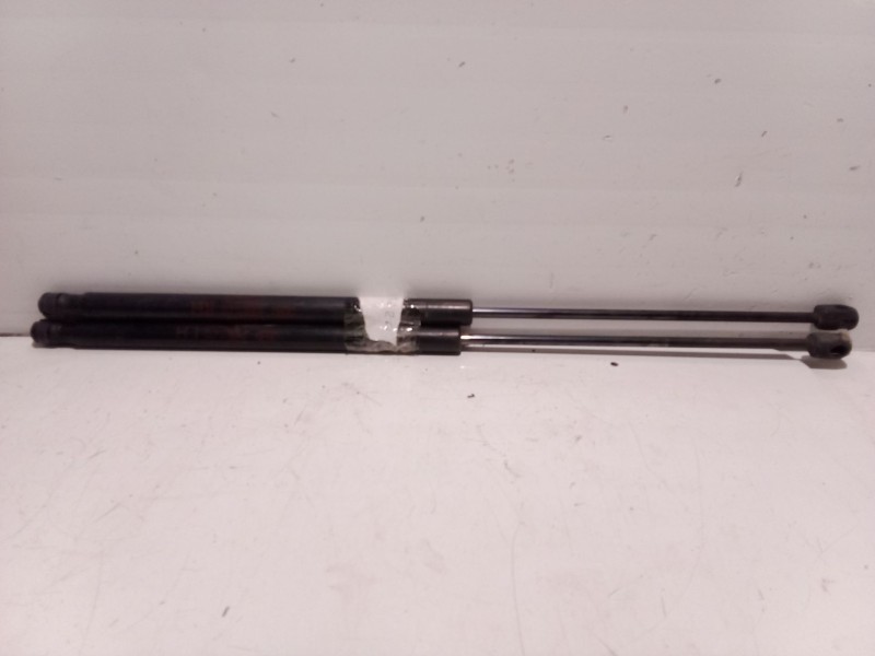 Recambio de amortiguadores maletero / porton para kia carens (un) referencia OEM IAM   