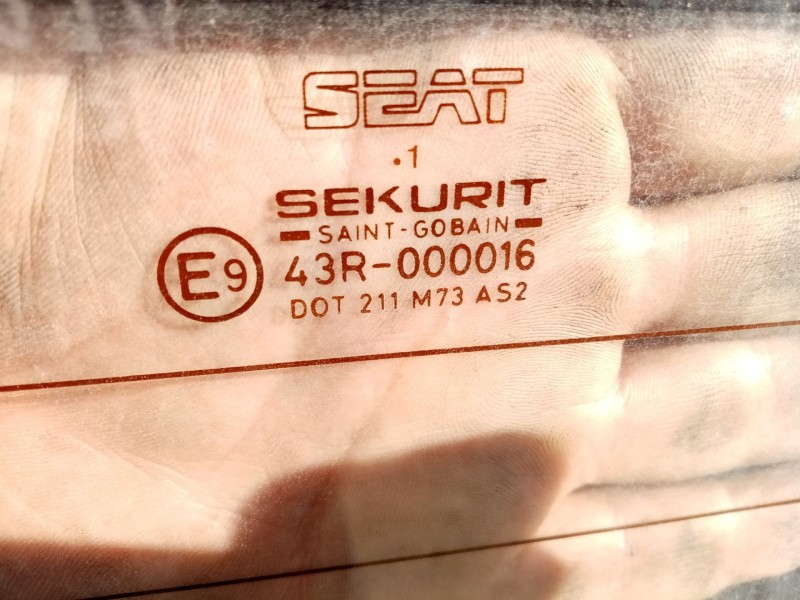 Recambio de luna trasera derecha para seat terra (24) 1.4 d referencia OEM IAM   