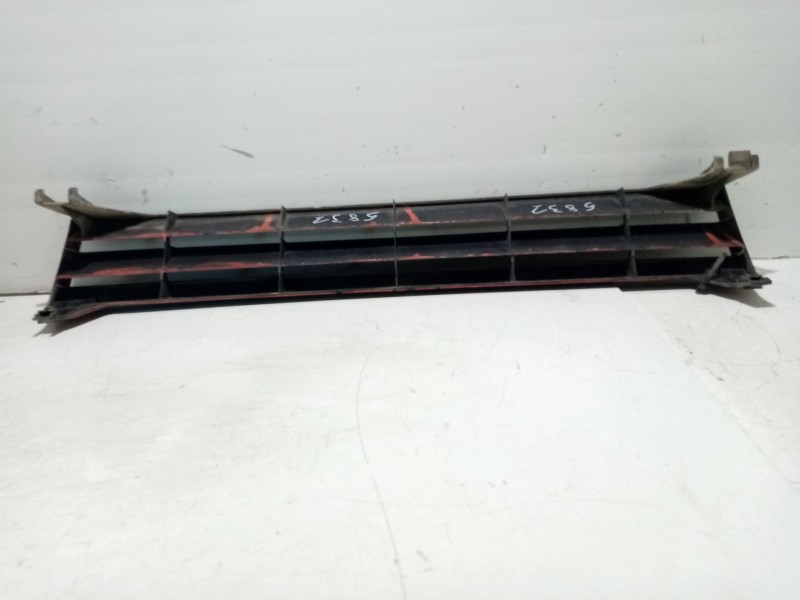Recambio de rejilla delantera para seat terra (24) 1.4 d referencia OEM IAM   