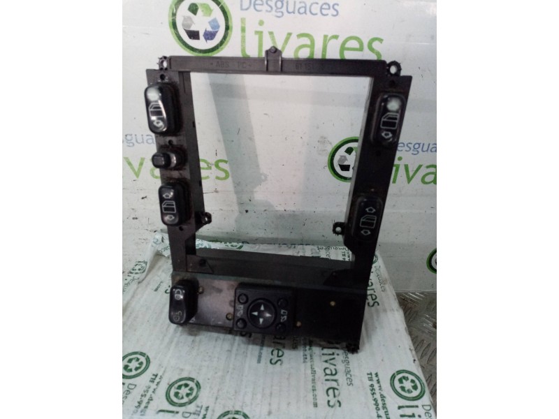 Recambio de mando elevalunas delantero izquierdo para  referencia OEM IAM A1638205010  