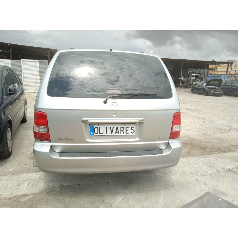 kia carnival ii (gq) del año 2004