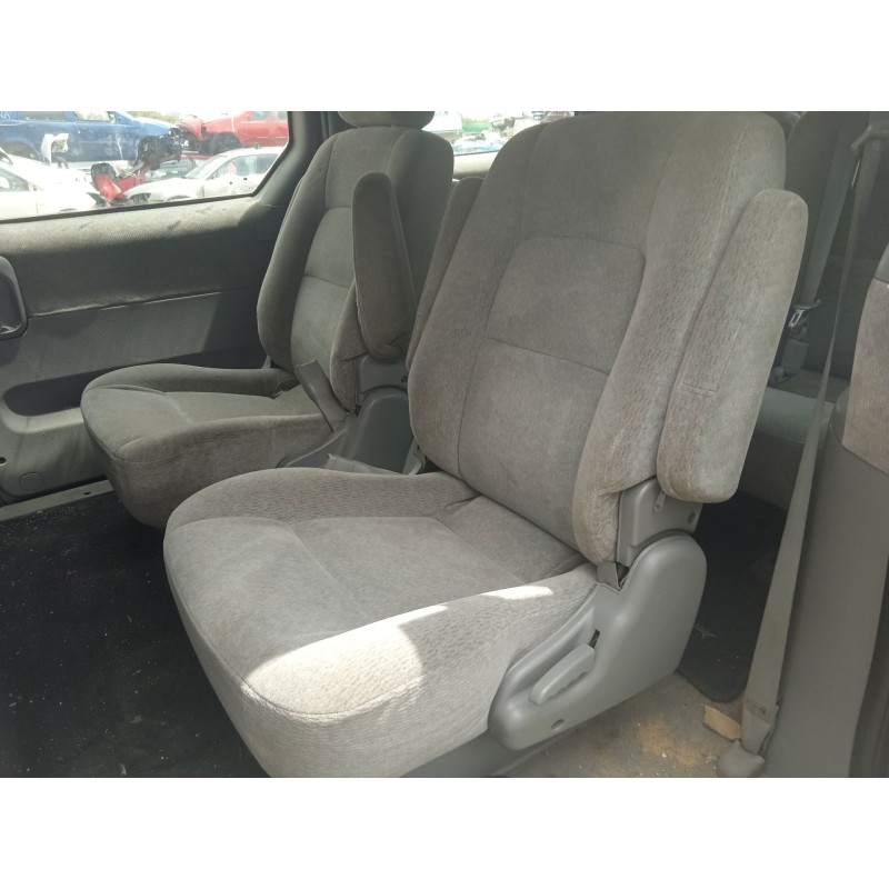 kia carnival ii (gq) del año 2004