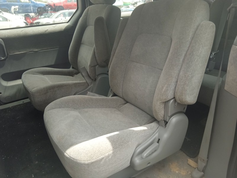 kia carnival ii (gq) del año 2004