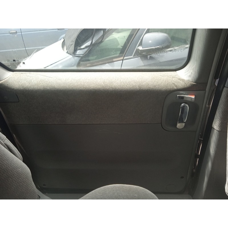 kia carnival ii (gq) del año 2004