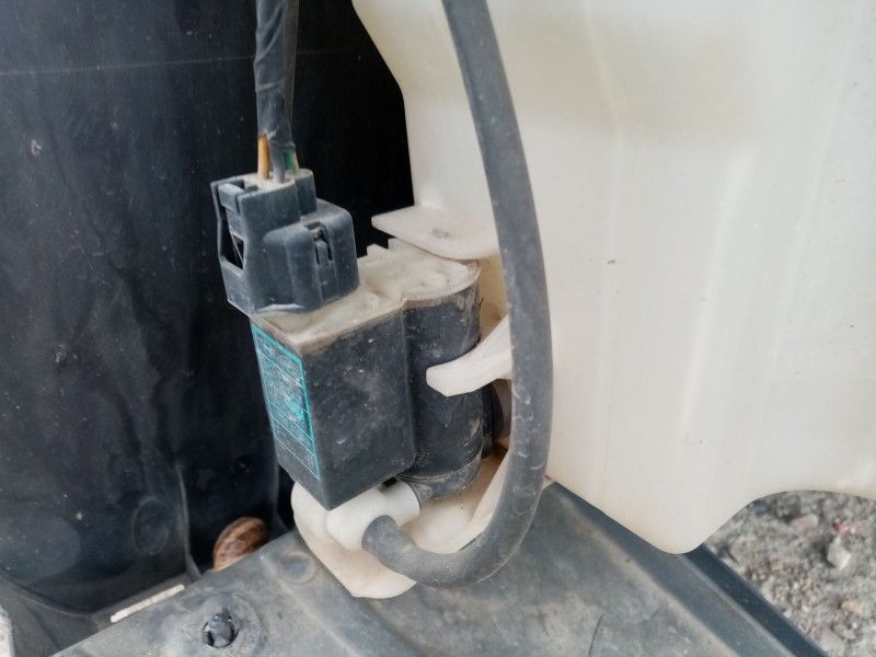 Recambio de bomba limpia para kia cee´d hatchback (ed) 1.4 cvvt referencia OEM IAM 985101H100  