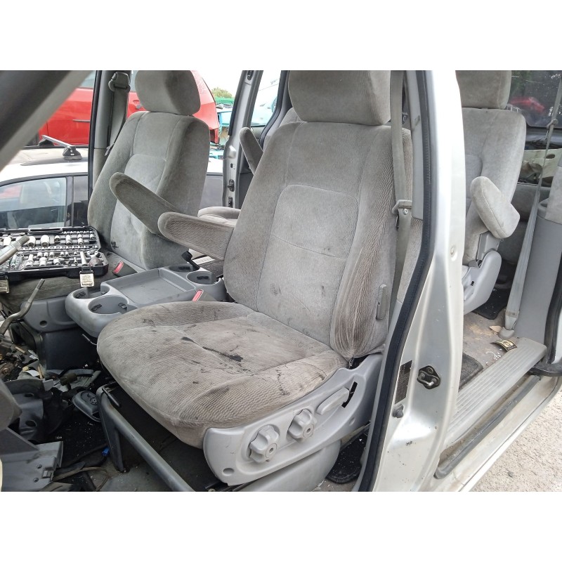 Recambio de asiento delantero izquierdo para kia carnival ii (gq) 2.9 crdi referencia OEM IAM 883104D121  