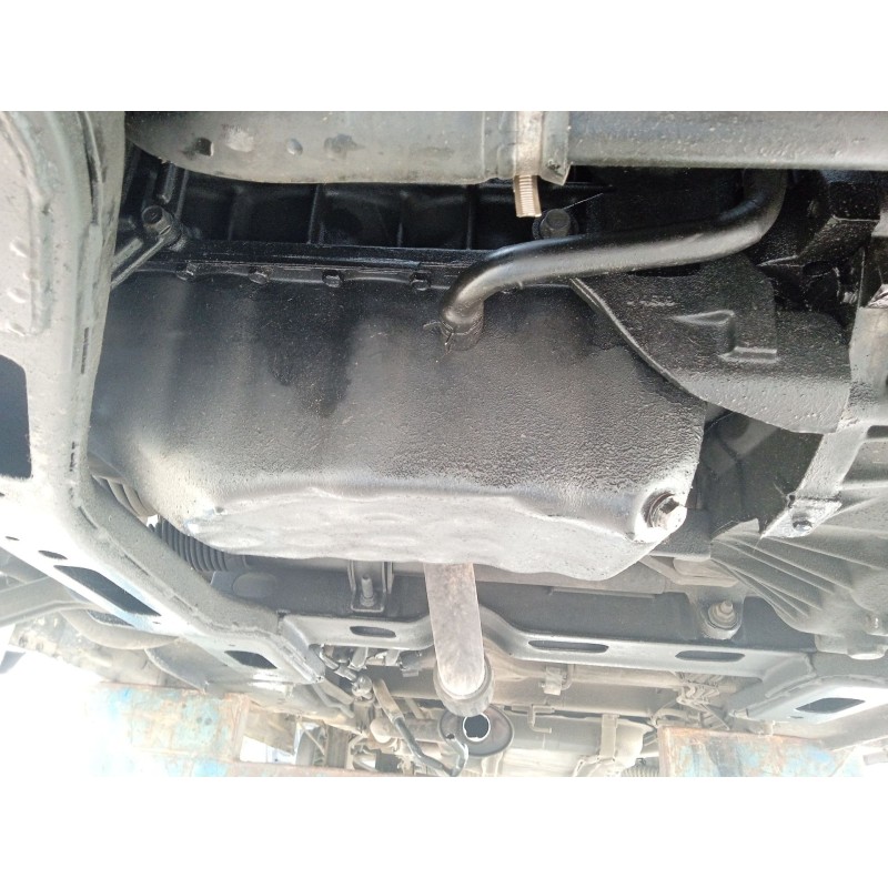 Recambio de carter para kia carnival ii (gq) 2.9 crdi referencia OEM IAM 215004X002  