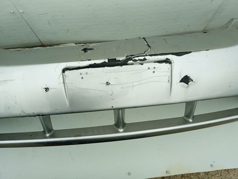 Recambio de paragolpes delantero para kia carnival ii (gq) 2.9 crdi referencia OEM IAM 0K53B50031XX  