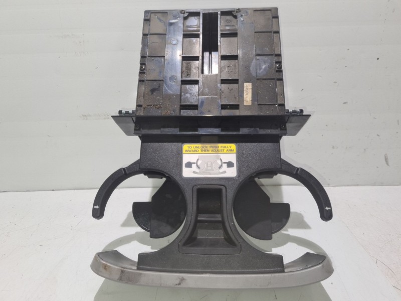 Recambio de posavasos para kia carnival ii (gq) 2.9 crdi referencia OEM IAM DHS1201  