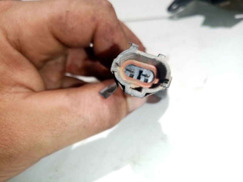 Recambio de faro antiniebla izquierdo para kia carnival ii (gq) 2.9 crdi referencia OEM IAM 0K53B51520A  