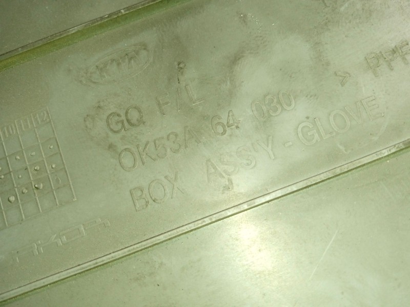 Recambio de guantera para kia carnival ii (gq) 2.9 crdi referencia OEM IAM 0K53A64030  