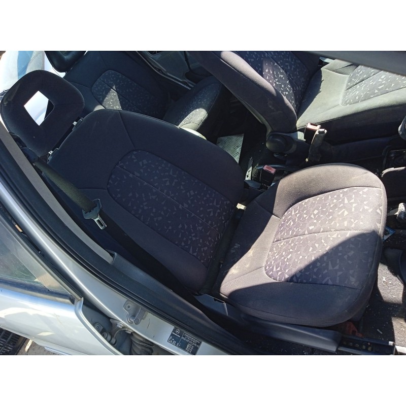 Recambio de asiento delantero derecho para mercedes-benz clase a (w168) a 170 cdi (168.009, 168.109) referencia OEM IAM A1689141