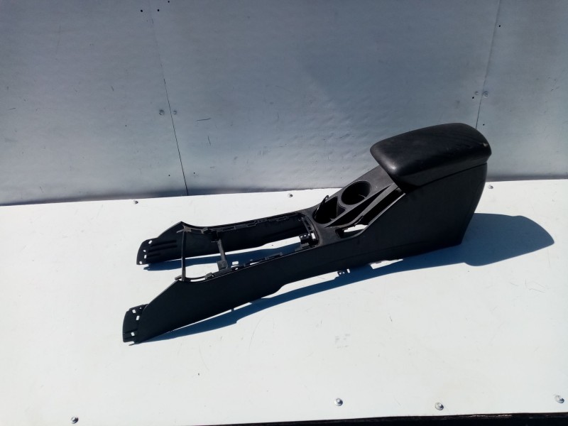 Recambio de consola central para kia cee´d hatchback (ed) 1.4 cvvt referencia OEM IAM 846101H9200W  