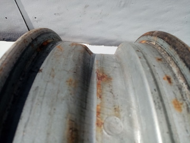 Recambio de llanta para seat terra (24) 1.4 d referencia OEM IAM DK01E10493  