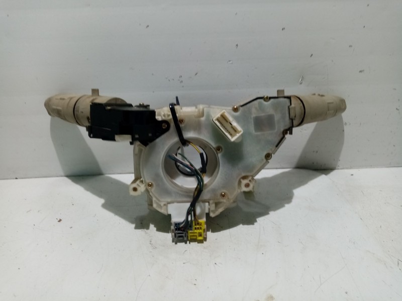 Recambio de mando volante para nissan micra iii (k12) 1.2 16v referencia OEM IAM 25560AX722  