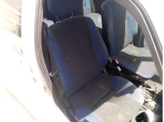 Recambio de asiento delantero derecho para peugeot 106 ii (1a_, 1c_) 1.5 d referencia OEM IAM 8850TS  