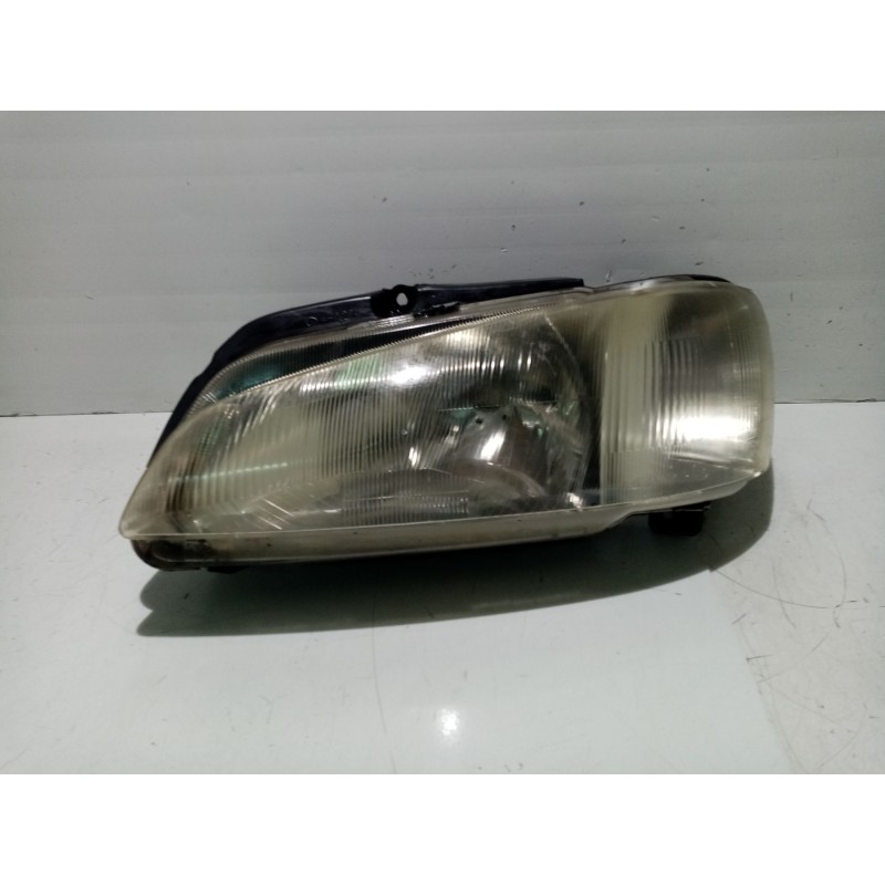 Recambio de faro izquierdo para peugeot 106 ii (1a_, 1c_) 1.5 d referencia OEM IAM 6204P4  