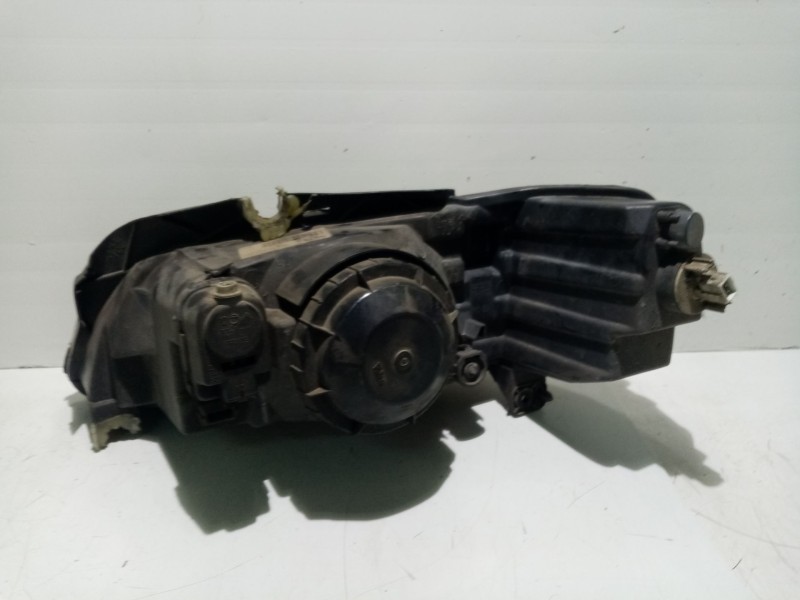 Recambio de faro derecho para peugeot 106 ii (1a_, 1c_) 1.5 d referencia OEM IAM 6205P4  