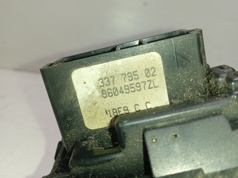 Recambio de mando limpia para peugeot 206 hatchback (2a/c) 1.4 i referencia OEM IAM 96049597ZL  