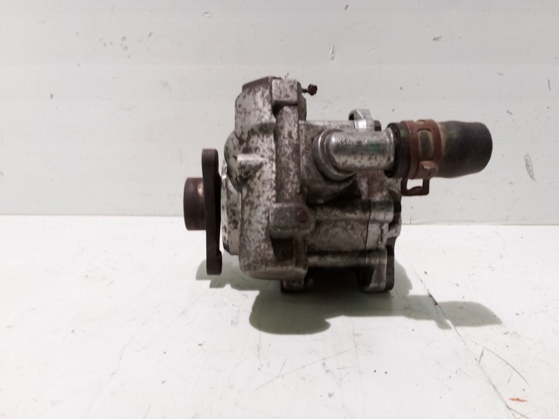 Recambio de bomba servodireccion para renault master ii phase 2 caja cerrada referencia OEM IAM 8200193992  7691955329