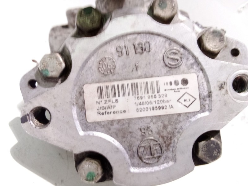Recambio de bomba servodireccion para renault master ii phase 2 caja cerrada referencia OEM IAM 8200193992  7691955329