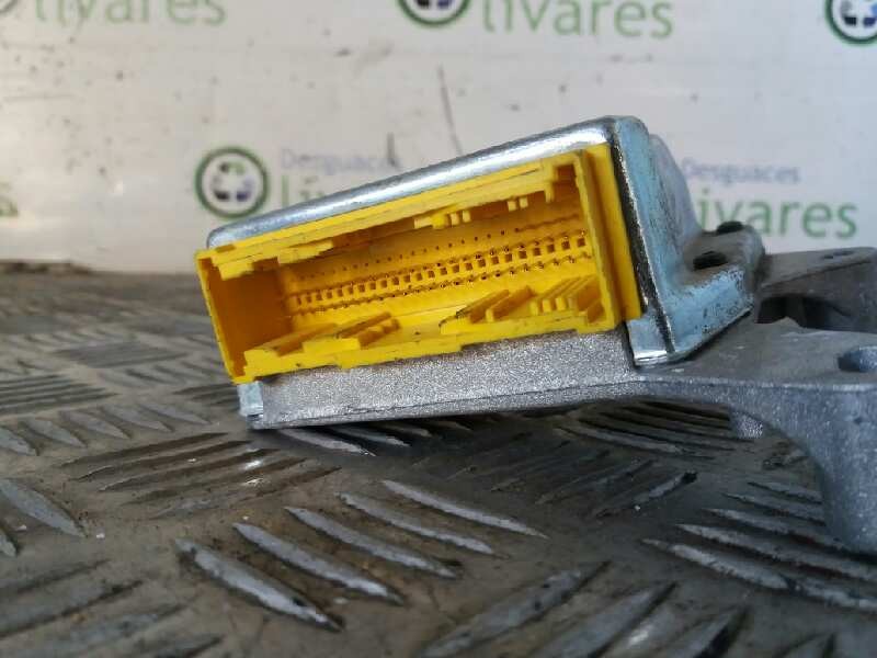 Recambio de centralita airbag para renault laguna ii (bg0) authentique   |   11.01 - 12.05 | 2001 - 2005 | 101 cv / 74 kw refere