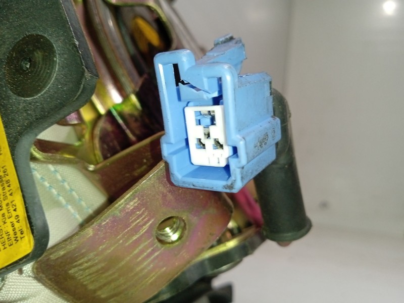 Recambio de airbag delantero izquierdo para kia sephia sedán (fa) 1.5 i referencia OEM IAM K2A357K50  