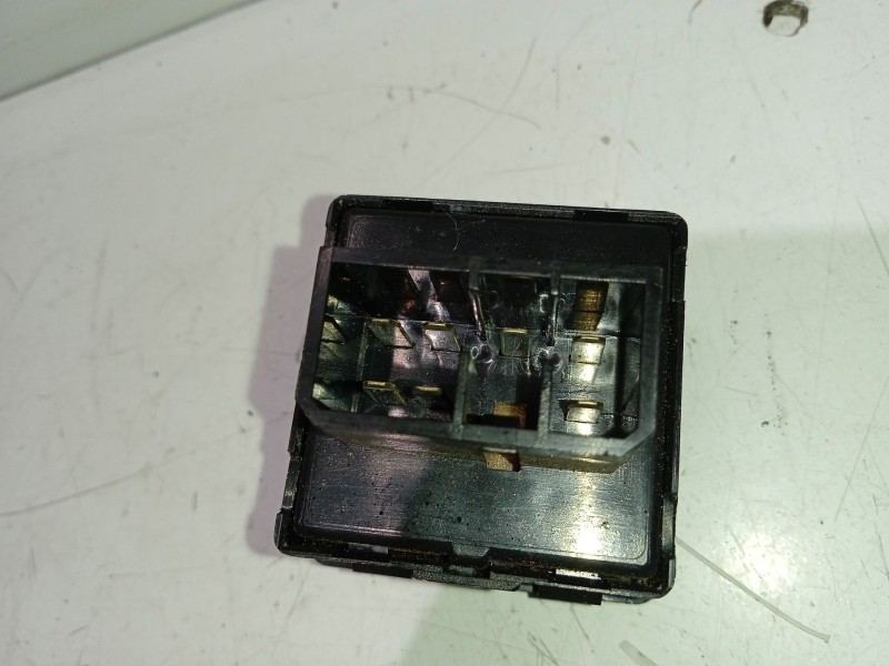 Recambio de mando retrovisor para kia sephia sedán (fa) 1.5 i referencia OEM IAM 990723  