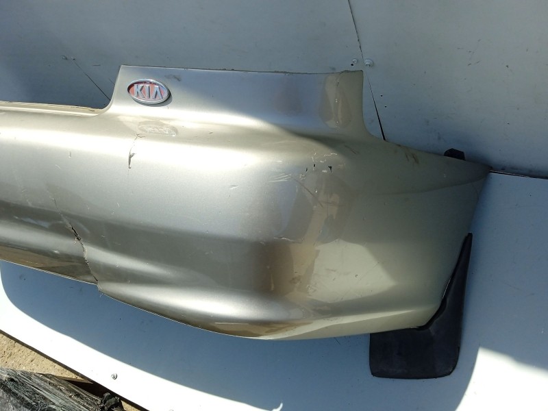 Recambio de paragolpes trasero para kia sephia sedán (fa) 1.5 i referencia OEM IAM 0K2A150220BXX  