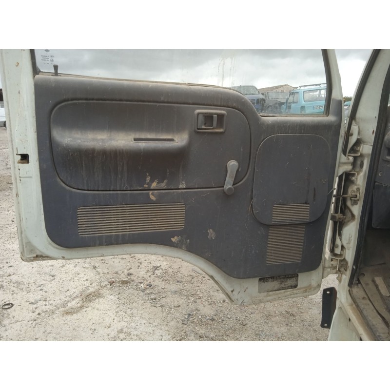 nissan cabstar e (tl_, vl_) del año 1998