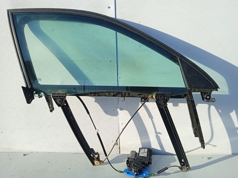 Recambio de elevalunas delantero derecho para seat exeo st (3r5) 2.0 tdi referencia OEM IAM 8E0837462C  