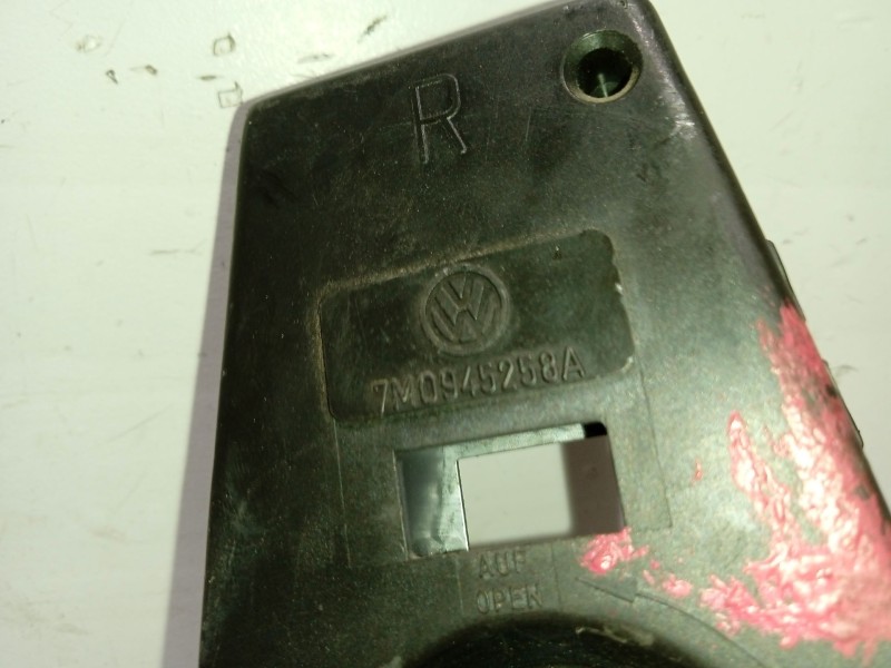 Recambio de portalamparas para seat alhambra (7v8, 7v9) 1.9 tdi referencia OEM IAM 7M0945258A  
