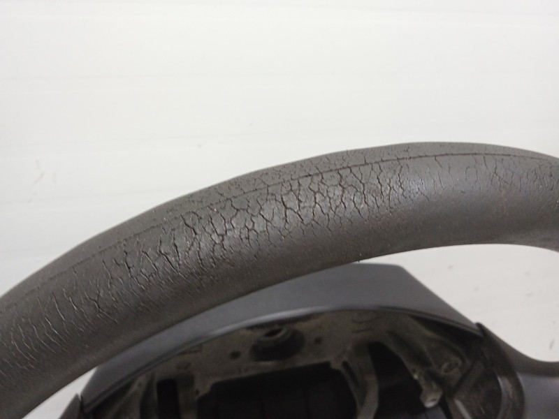 Recambio de volante para kia picanto 1.1 crdi cat referencia OEM IAM 5611007700  