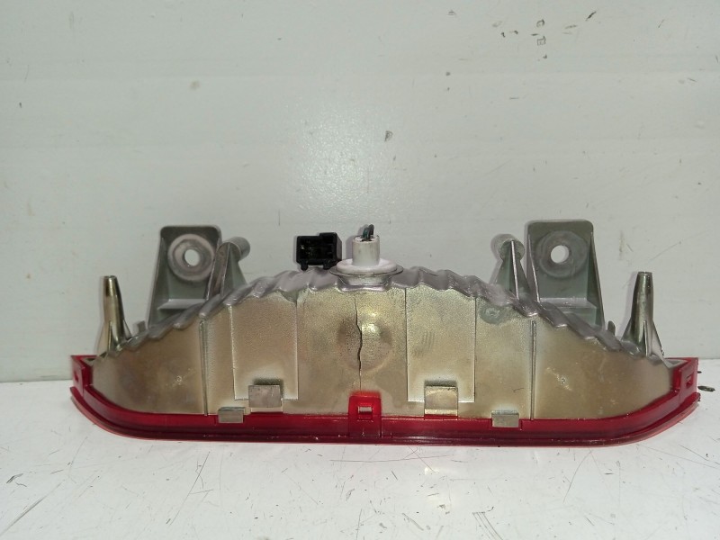Recambio de luz central de freno para hyundai getz (tb) referencia OEM IAM 927501C000  