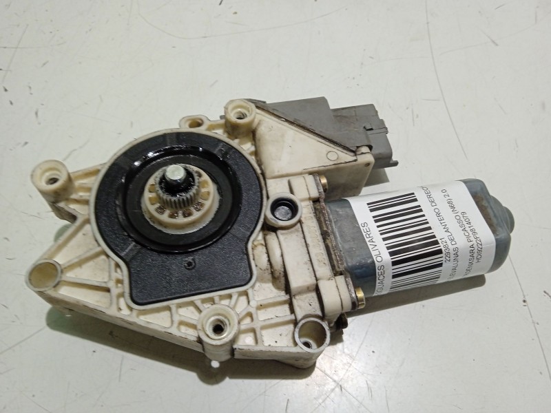 Recambio de motor elevalunas delantero derecho para citroën xsara picasso (n68) 2.0 hdi referencia OEM IAM 9222F9  