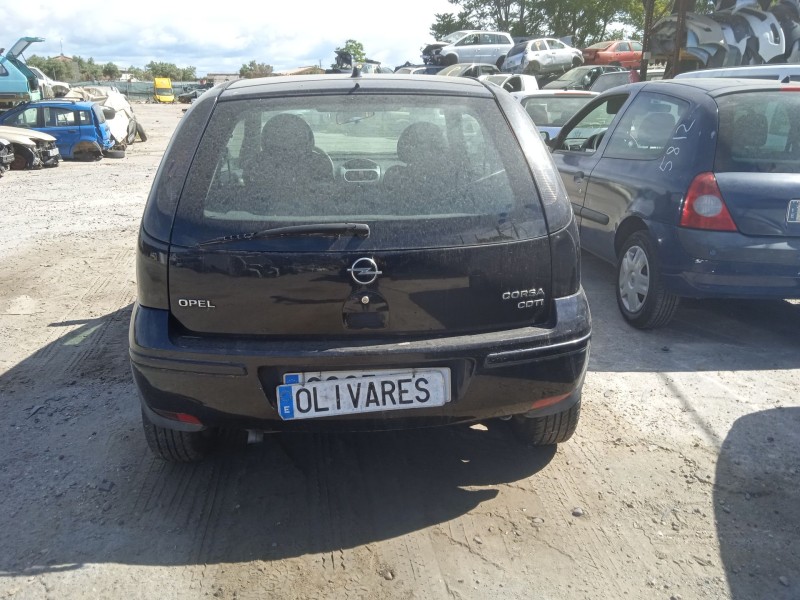 opel corsa c (x01) del año 2005