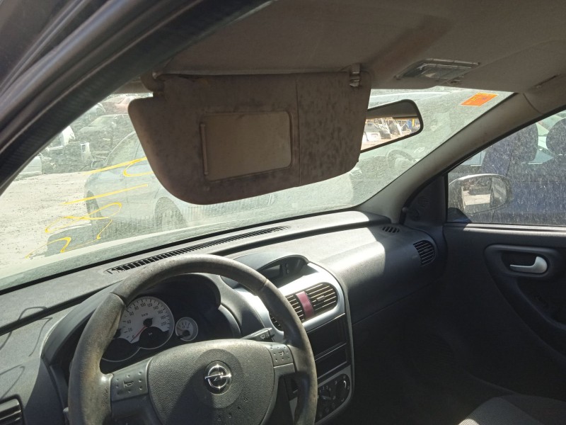 opel corsa c (x01) del año 2005