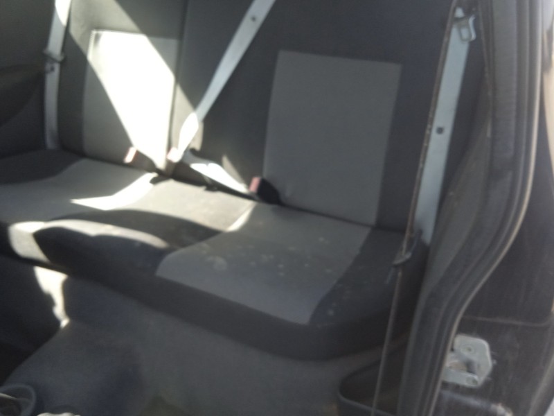 opel corsa c (x01) del año 2005