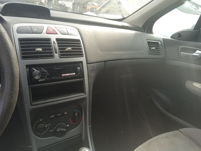 peugeot 307 (3a/c) del año 2002