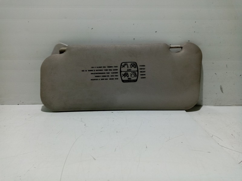 Recambio de parasol derecho para peugeot 307 (s1) 1.4 hdi referencia OEM IAM 8143HL  