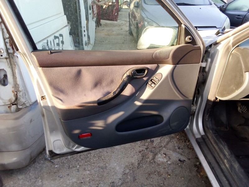 seat leon (1m1) del año 2001