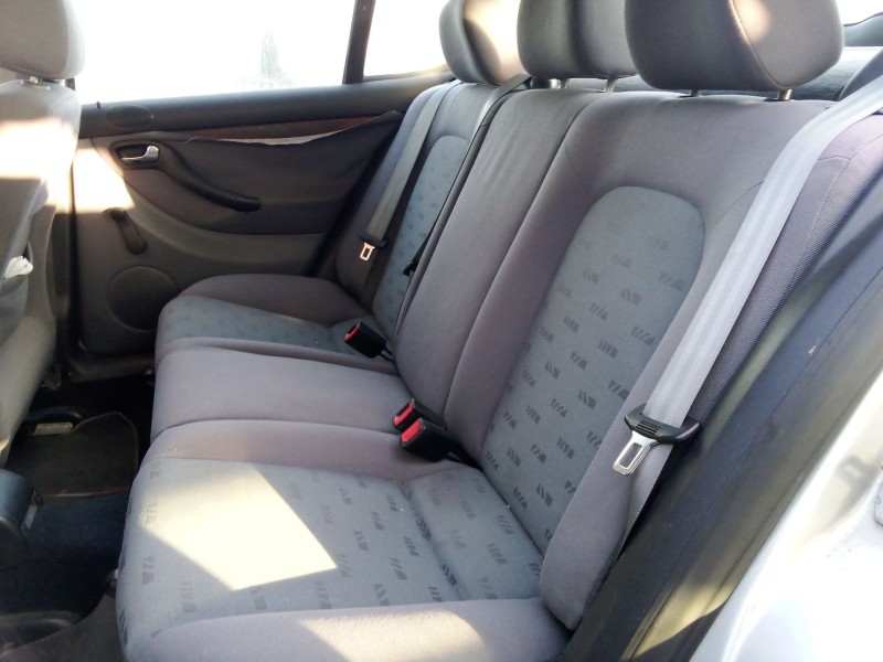 seat leon (1m1) del año 2001