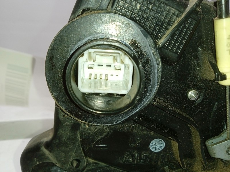 Recambio de cerradura puerta delantera izquierda para toyota rav 4 iii (_a3_) 2.2 d 4wd (ala30_) referencia OEM IAM 6904042241  