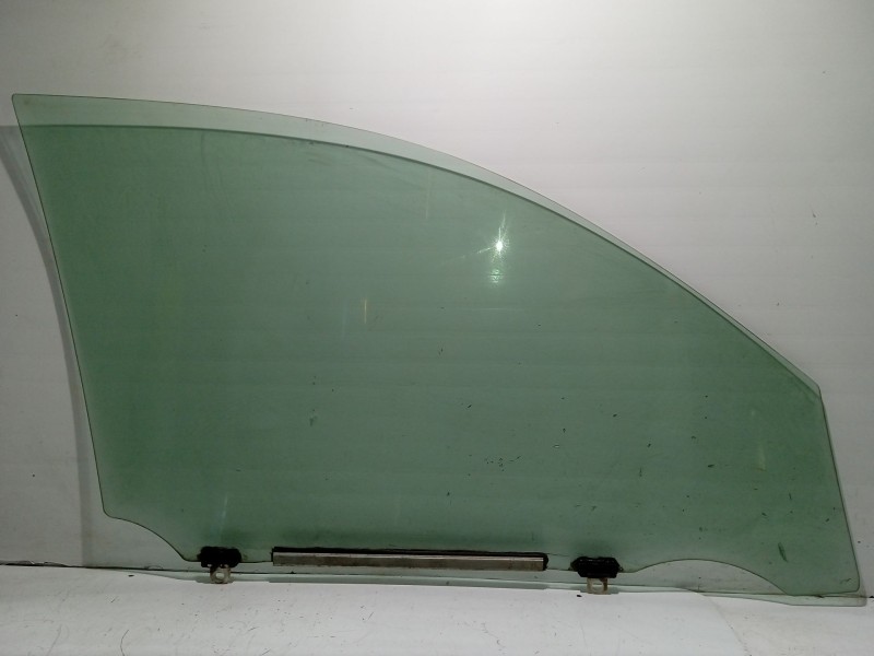 Recambio de luna delantera izquierda para toyota rav 4 iii (_a3_) 2.2 d 4wd (ala30_) referencia OEM IAM 6810242160  