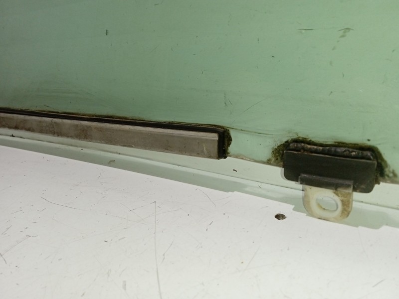 Recambio de luna delantera izquierda para toyota rav 4 iii (_a3_) 2.2 d 4wd (ala30_) referencia OEM IAM 6810242160  