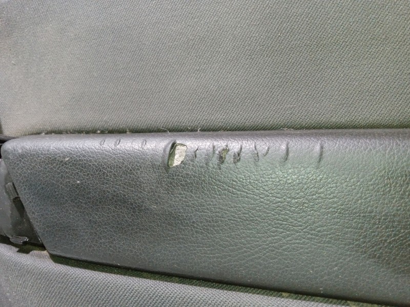 Recambio de guarnecido puerta delantera derecha para opel astra g berlina referencia OEM IAM 090561528 03112794 03112794FDR