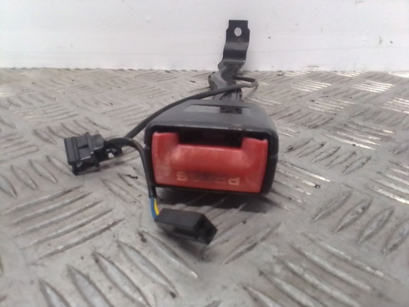 Recambio de anclaje cinturon delantero izquierdo para skoda octavia berlina (1z3) referencia OEM IAM 1Z1858471B 58092004 G602641