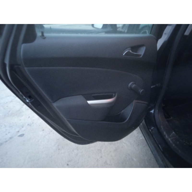 opel astra j (p10) del año 2011